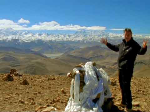 
Michael Palin on Pang La - Michael Palin Himalaya DVD
